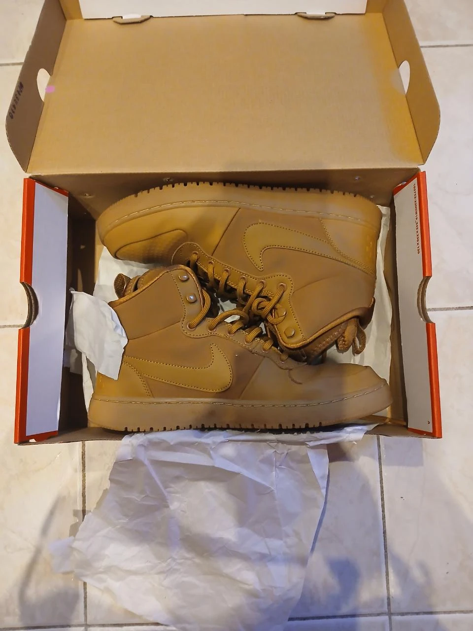 Nike Court Borough Mid Winter – photo 2